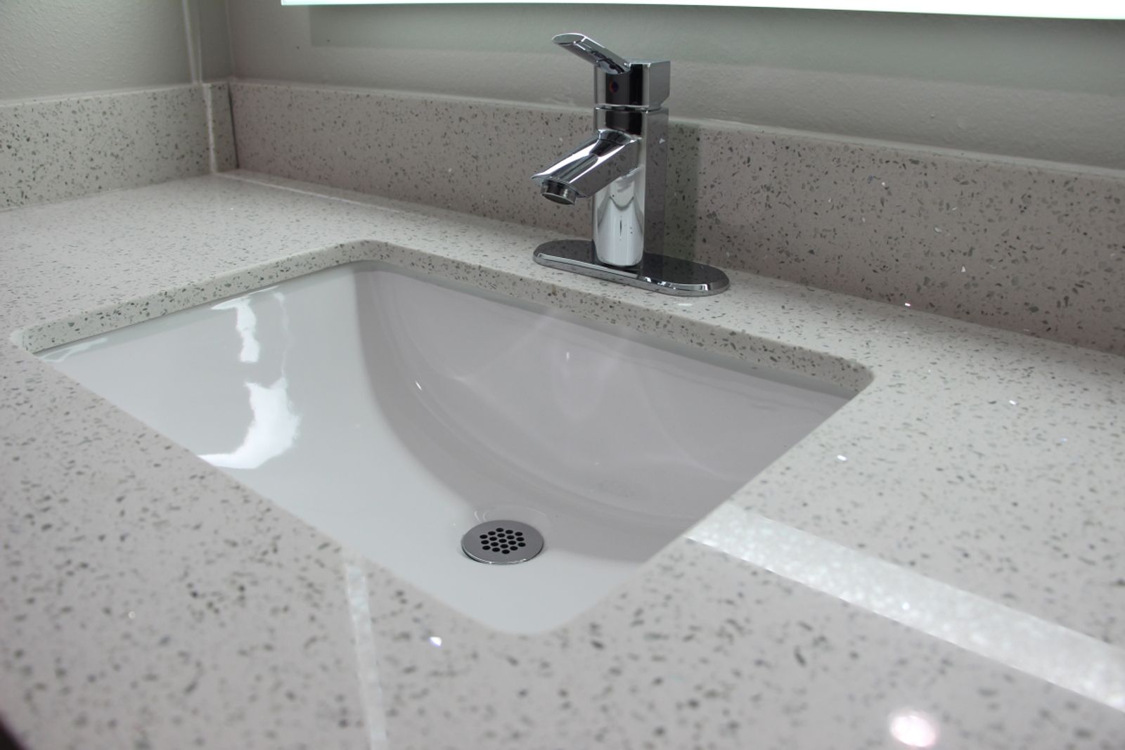 Accessible Queen Room — Westbridge Inn & Suites